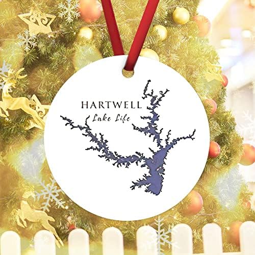 Божиќни украси на Хартвел Езеро