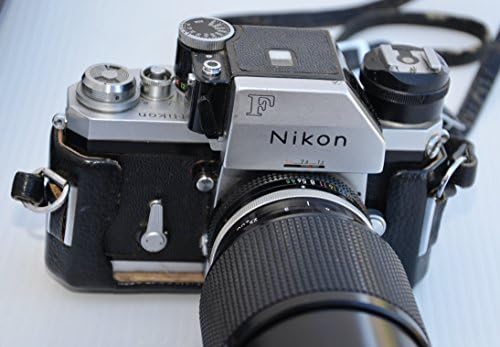 Никон Ф со фотомик т метар професионална SLR филмска камера