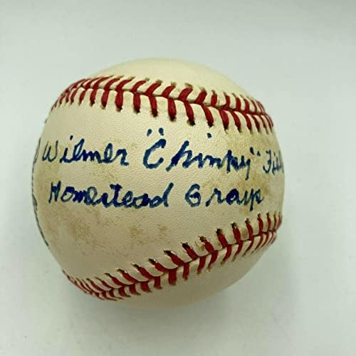 Вилмер Филдс Ја Потпиша Официјалната Легенда НА Бејзболот Од Големата Лига На Црнците ЈСА-Бејзбол Со Автограм