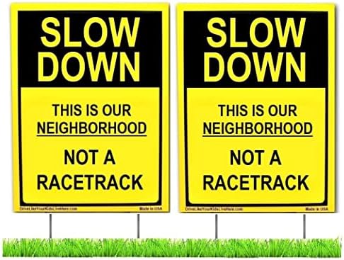Забавете го ова е нашето соседство, а не во дворот на тркачката патека, жолта, двострана + метална штанд