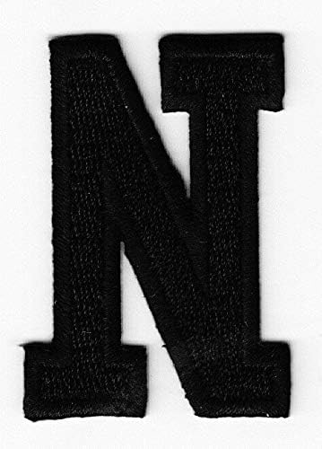 Букви - црна блок буква n - железо на везена лепенка за апликација