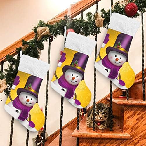 Божиќни чорапи на Алаза Симпатична снешко класична персонализирана големи декорации за порибување за семејни сезонски празници